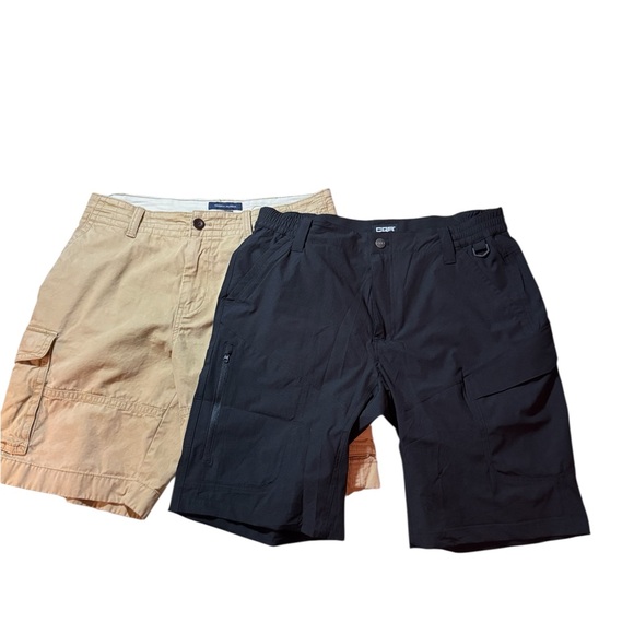 Tommy Hilfiger Black and Tan Cargo Shorts - Picture 1 of 13